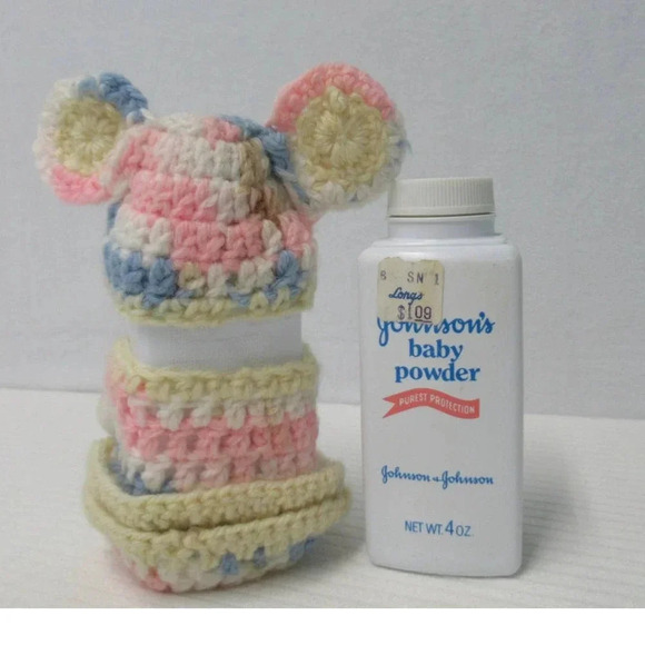 Vintage Johnson Baby Powder 4 oz Embossed Plastic Bottle Discontinued - 2 pk - Picture 5 of 5